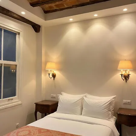 Recently Renovated In Casco Viejo Апартаменти *